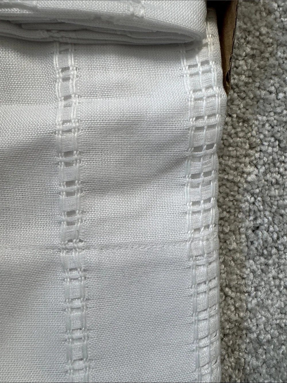 Threshold White Light-Filtering Window Valance 54